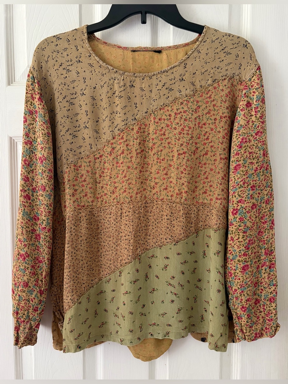 Boho Patchwork Floral Long-Sleeve Top - Beige & Olive